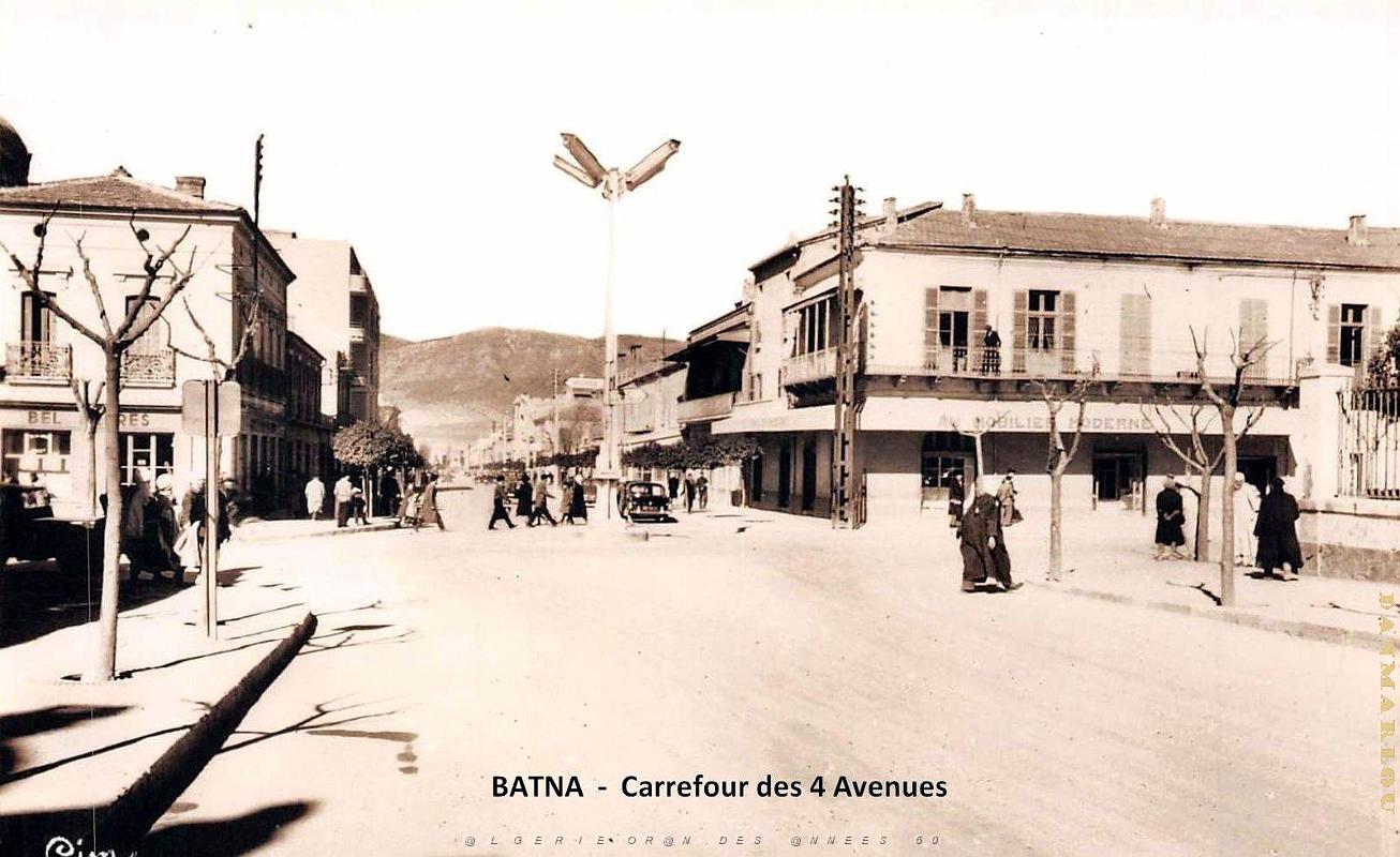 Batna - Carrefour des 4 Avenues.jpg